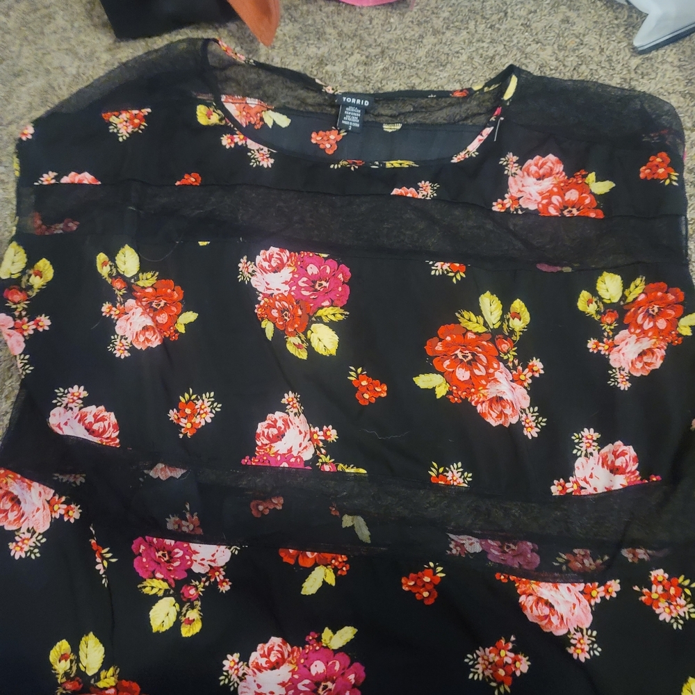 Torrid blouse nwt